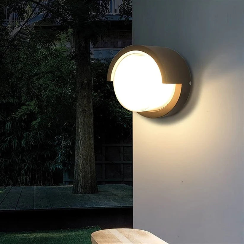 Modern Round WP Outdoor Wall Lamp